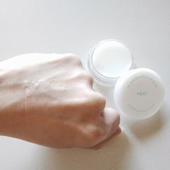 a peaceful world HUG Solid Perfume