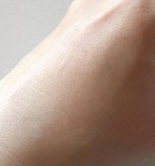 なめらか本舗 目元ふっくらクリーム