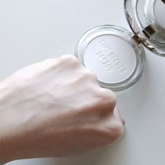 タイムシークレット ミネラルプレストクリアベール